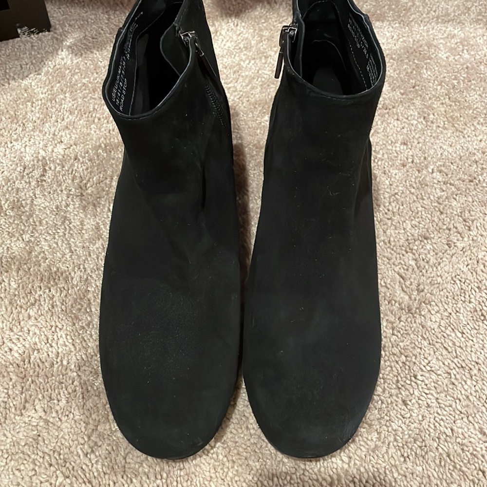 Black suede ankle boots - Picture 2 of 4